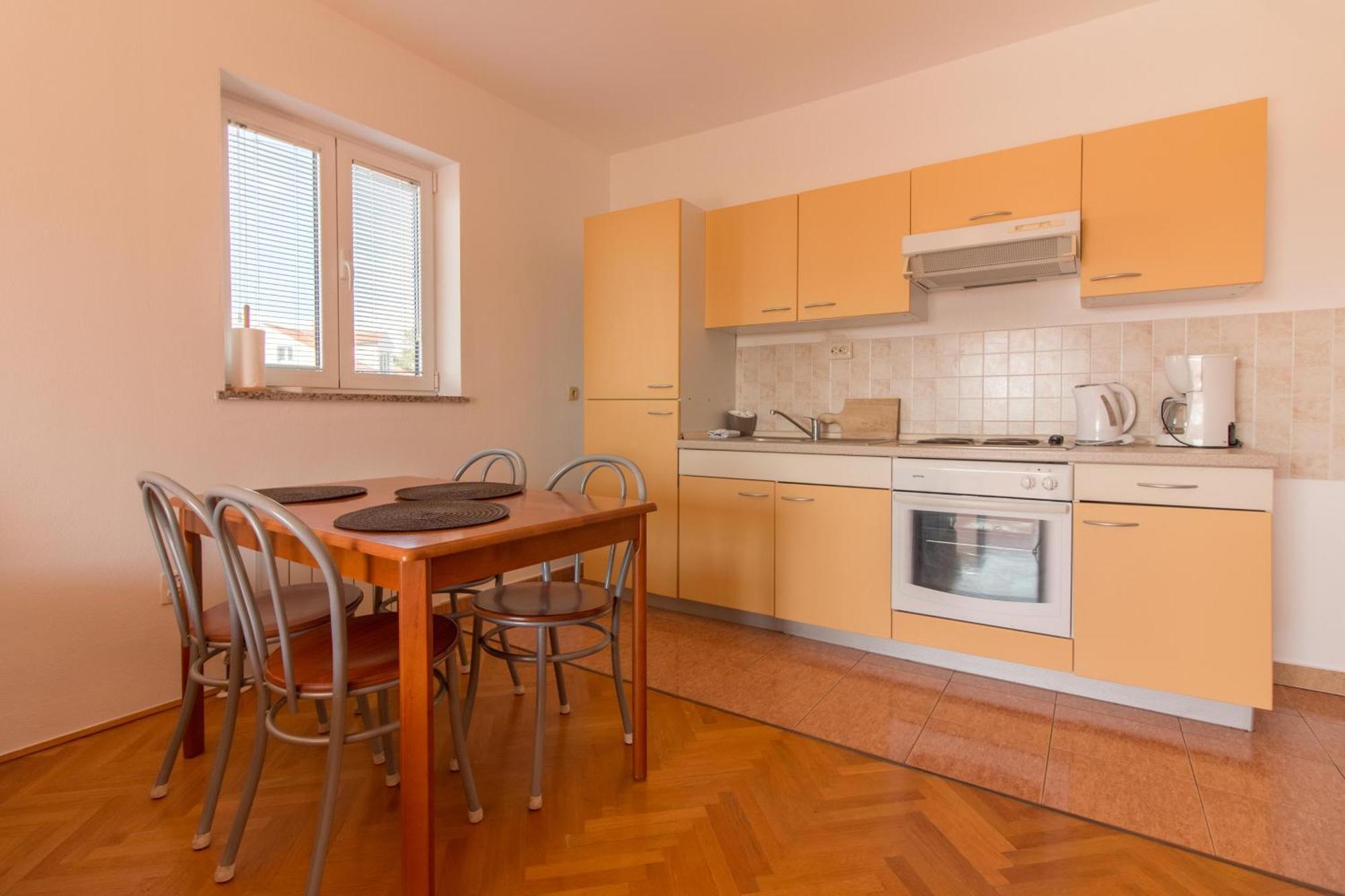 Malinska - Apartment Glavas エクステリア 写真